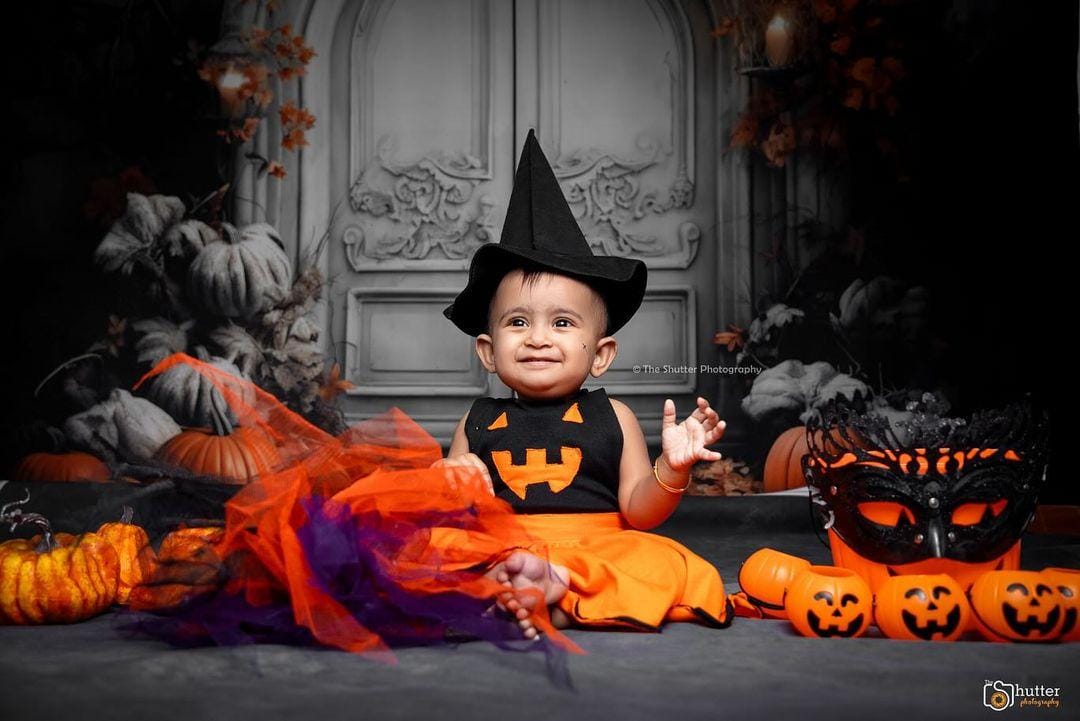 Spooky Outfit - Girl