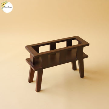 Vase Stand