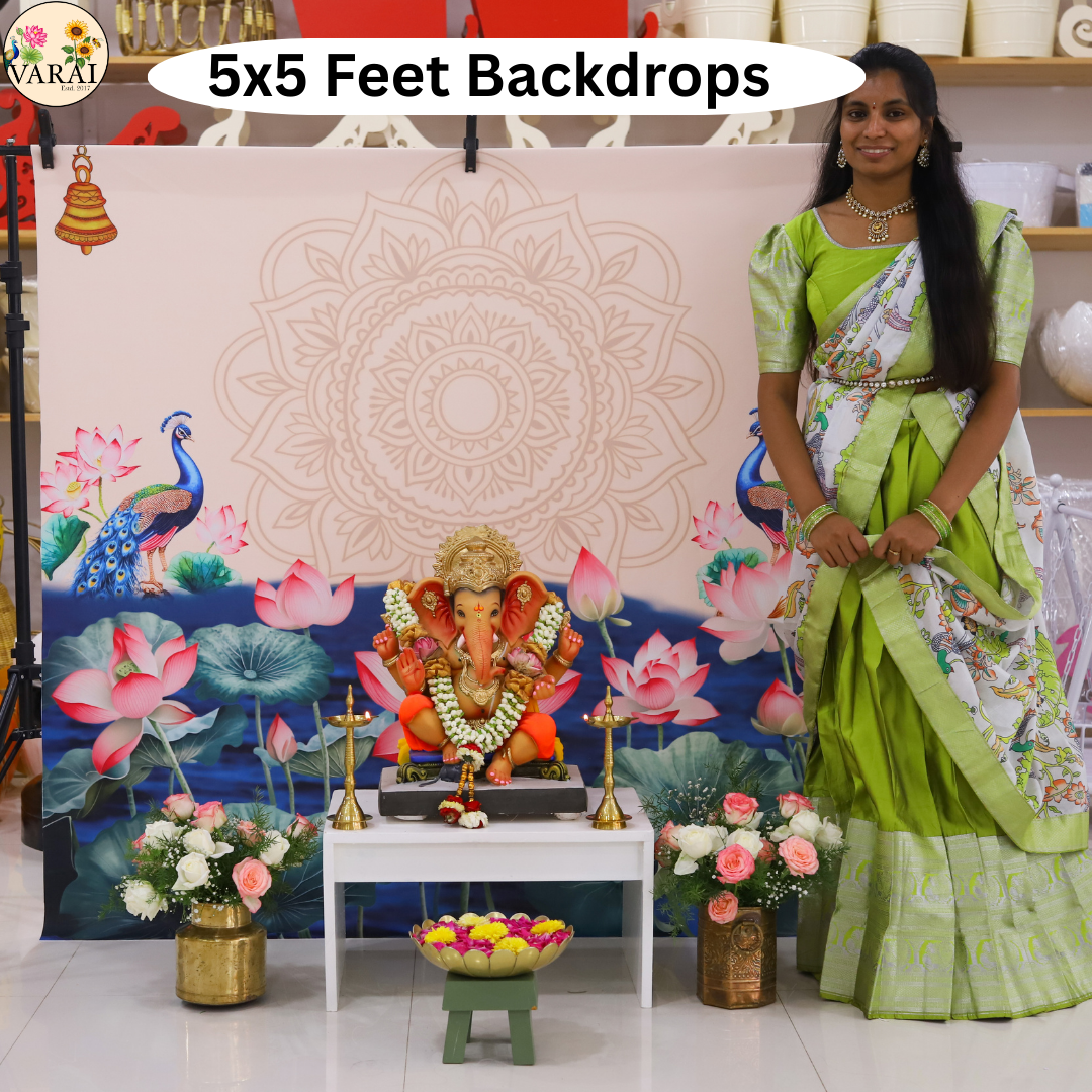 Mini Decor  Backdrop - 45 (5X5) Feet