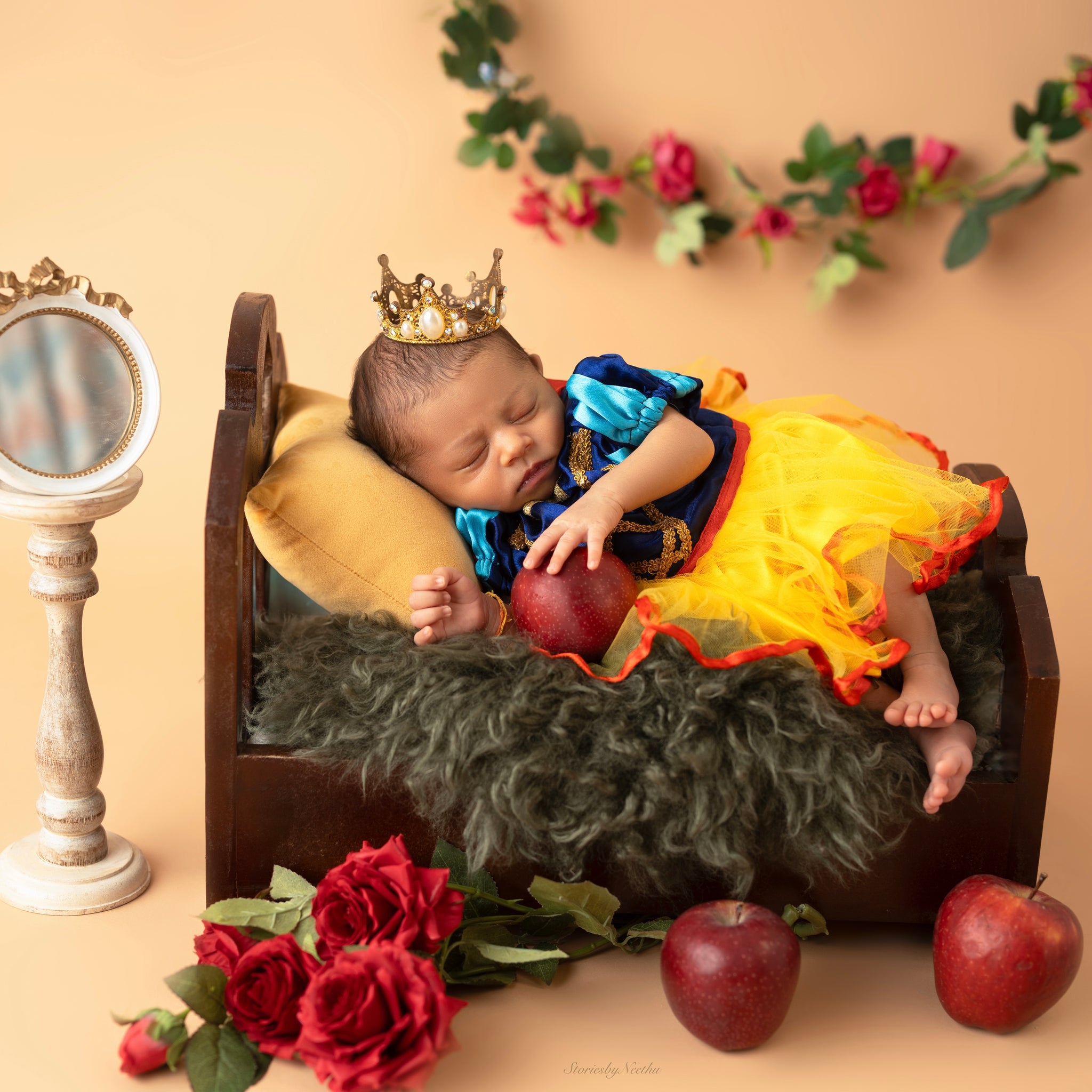 Snow White - Outfit