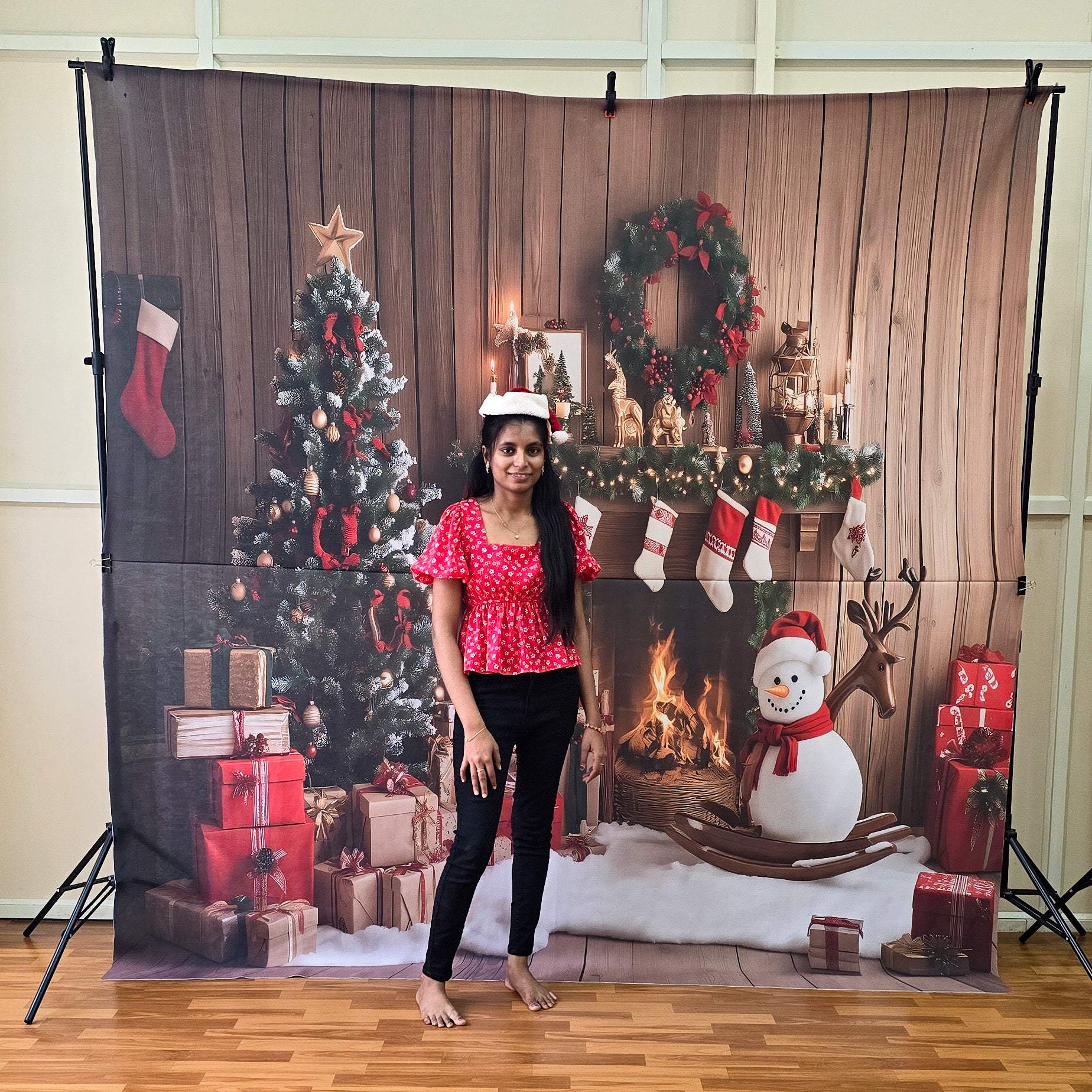 Santa Gifts - Fabric (8x8) Feet