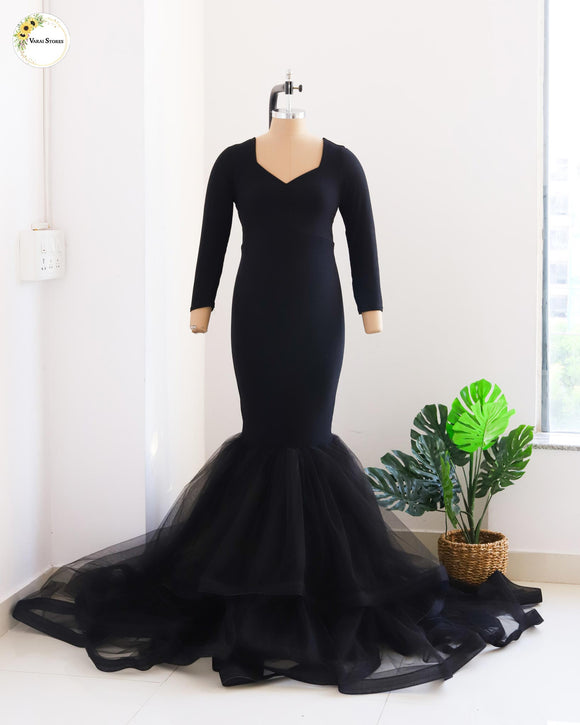Stella Maternity Gown - Black