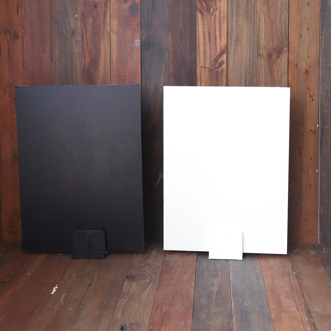 White and Black Reflector With Stand