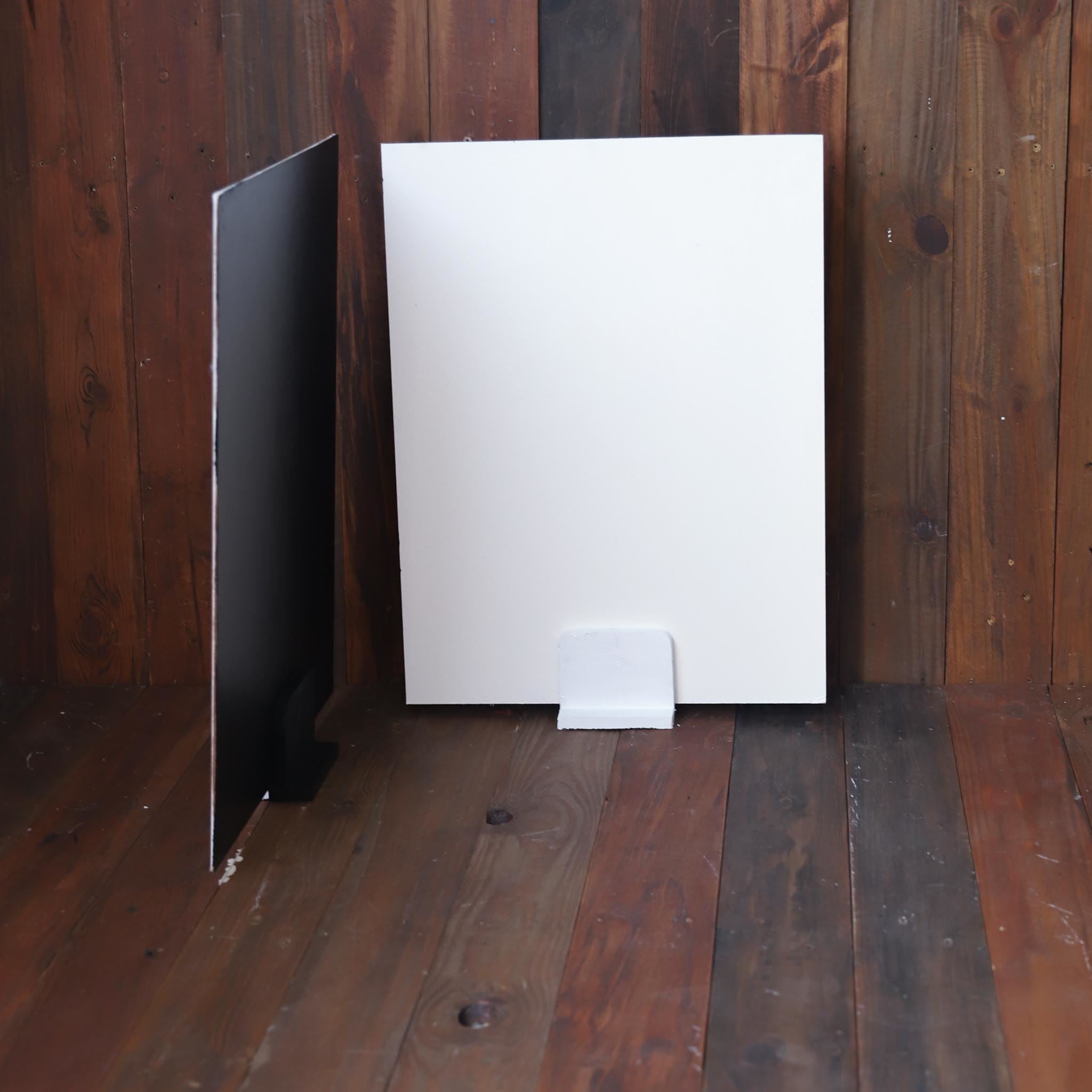 White and Black Reflector With Stand