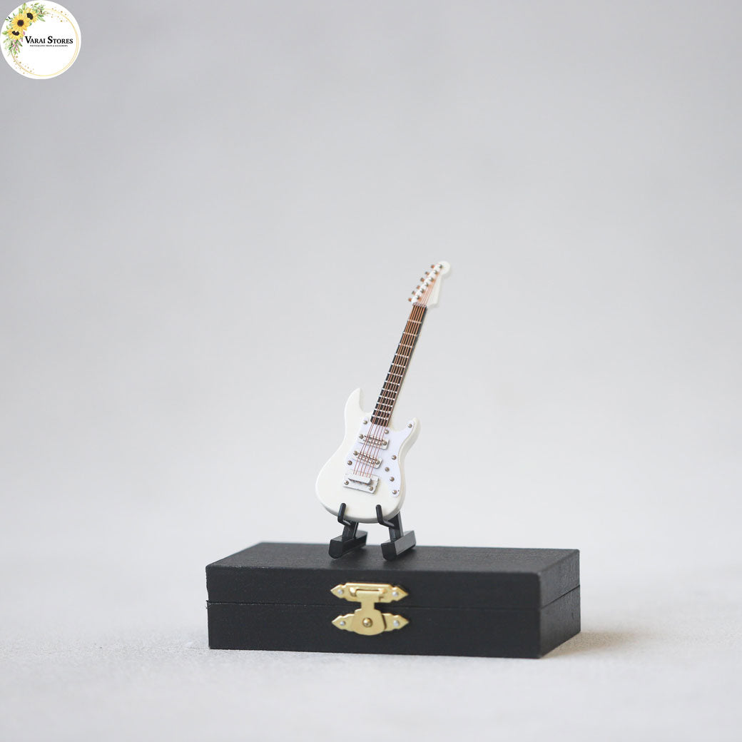 Guitar - White