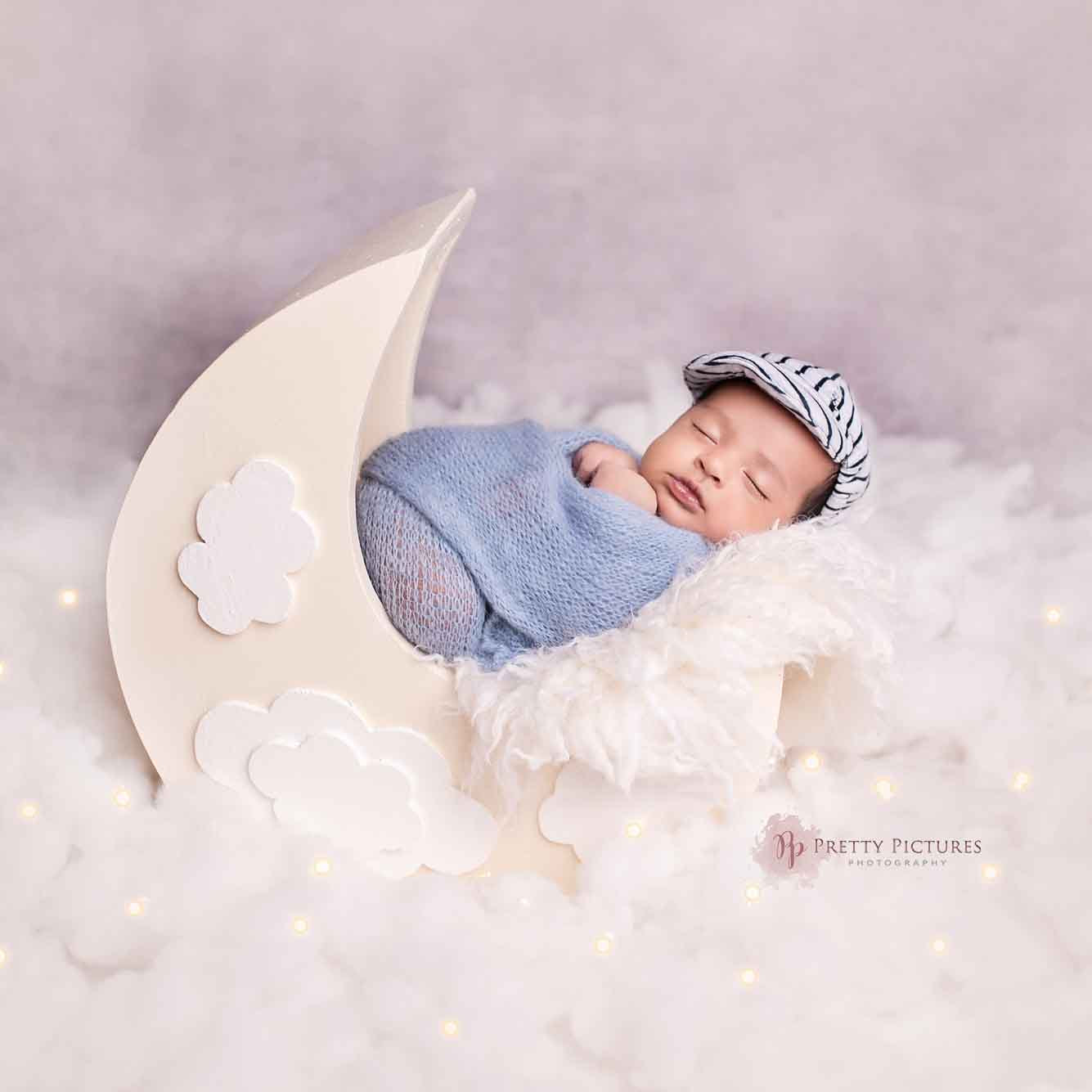 Newborn Moon